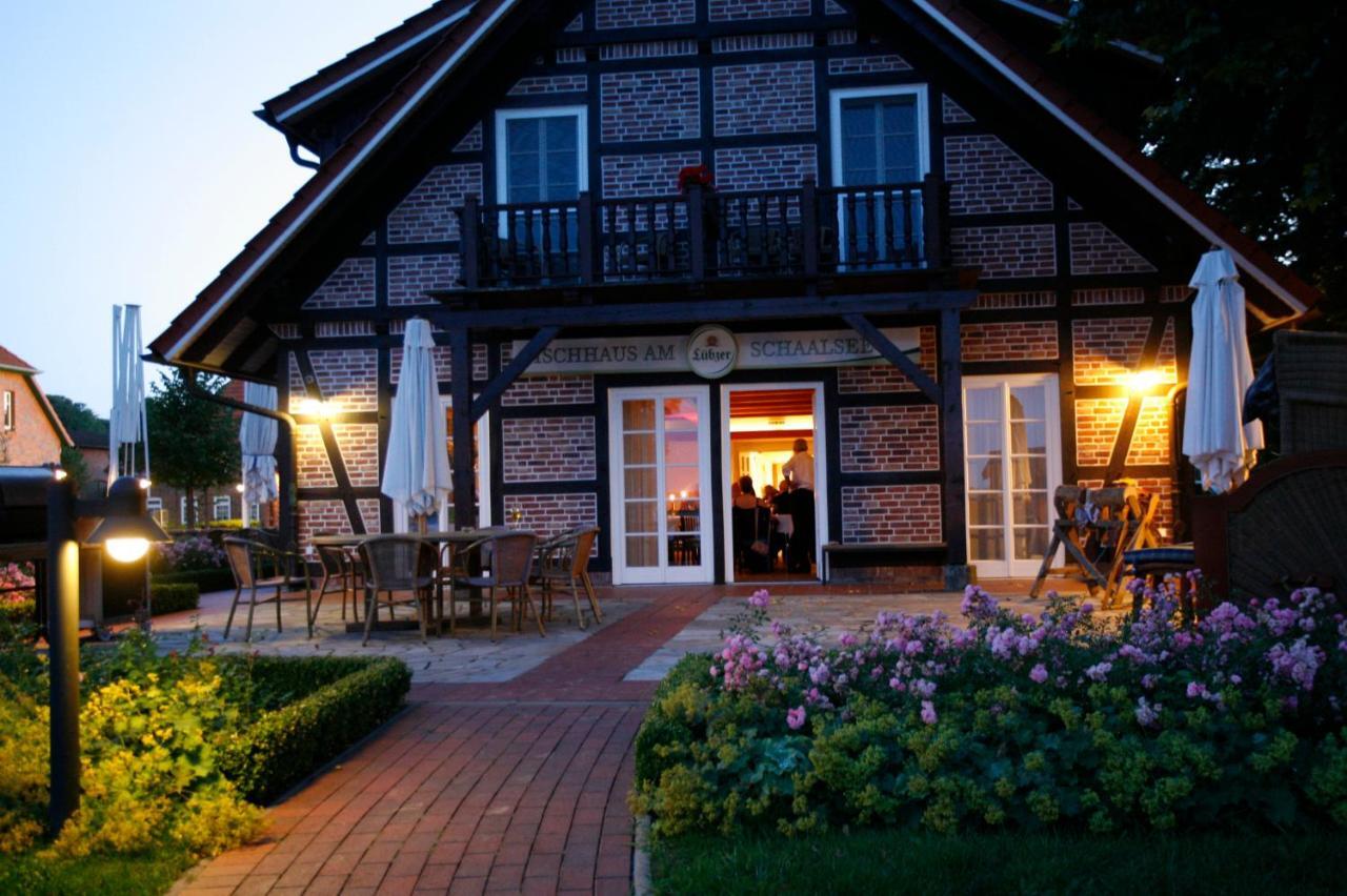 Fischhaus Am Schaalsee Zarrentin am Schaalsee Exterior foto